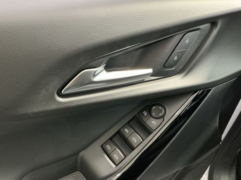 New 2026 Chevrolet Equinox LT w/ Midnight Edition FWD image 16