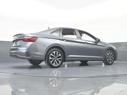 Used 2023 Volkswagen Jetta S image 59