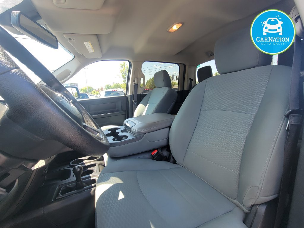 Used 2016 RAM 2500 Tradesman w/ Chrome Appearance Group AWD/4WD image 8