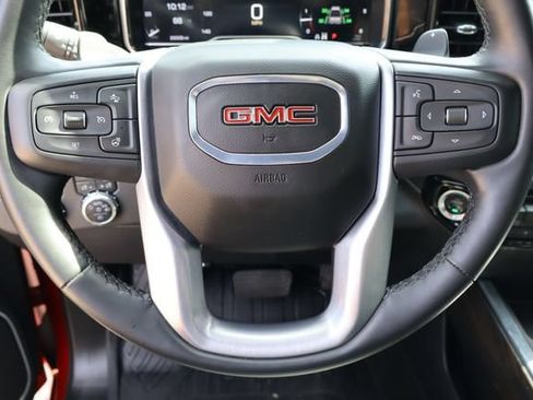 Used 2024 GMC Sierra 1500 SLT AWD/4WD image 11
