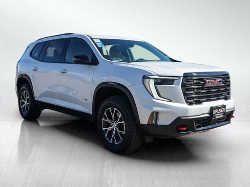 Used 2024 GMC Acadia AT4 w/ Luxury Package AWD/4WD image 7