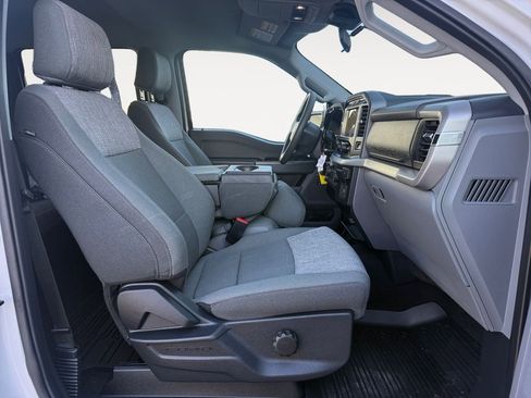 Used 2023 Ford F150 XLT w/ Trailer Tow Package image 14