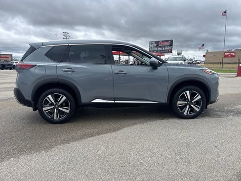 Used 2023 Nissan Rogue Platinum w/ Platinum Premium Package image 8