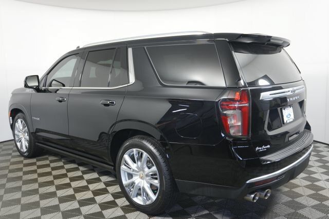 Used 2024 Chevrolet Tahoe High Country AWD/4WD image 5