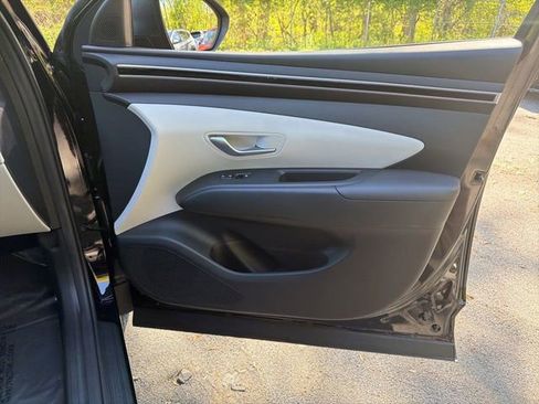 Certified 2023 Hyundai Tucson SEL AWD/4WD image 10