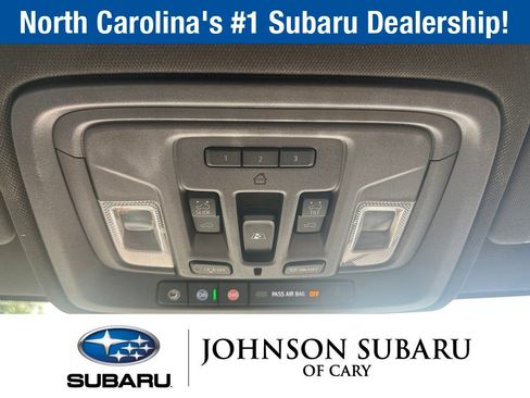 Used 2023 GMC Sierra 1500 SLT w/ SLT Premium Package AWD/4WD image 18