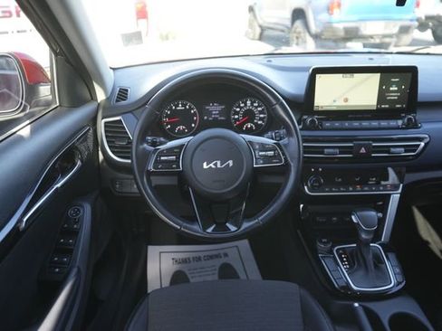 Used 2022 Kia Seltos S image 21