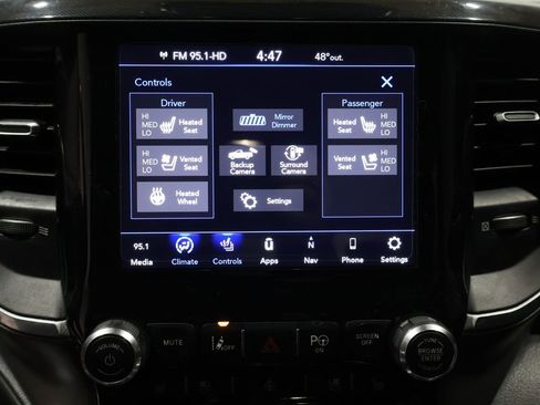 Used 2020 RAM 1500 Laramie image 33