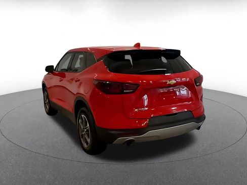 Used 2026 Chevrolet Blazer LT FWD image 10