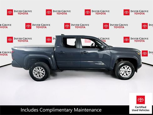Certified 2025 Toyota Tacoma SR5 AWD/4WD image 4