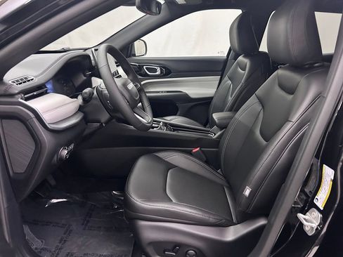 New 2026 Jeep Compass Limited AWD/4WD image 12