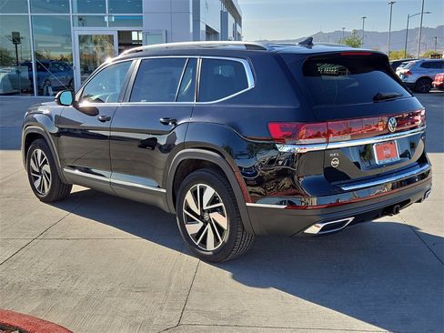 Used 2025 Volkswagen Atlas SEL image 7