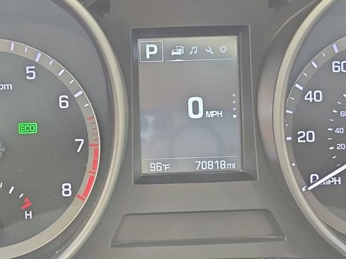 Used 2019 Hyundai Santa Fe XL SE FWD image 3