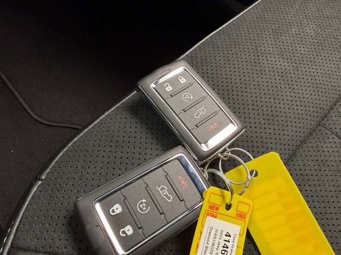 New 2025 Jeep Grand Cherokee L Laredo image 29