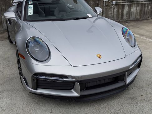 Certified 2025 Porsche 911 Turbo S AWD/4WD image 15