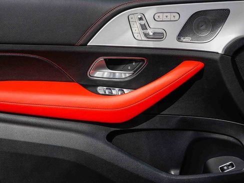 New 2026 Mercedes-Benz GLE 53 AMG 4MATIC Coupe image 21