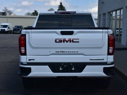 Used 2022 GMC Sierra 1500 Elevation w/ Elevation Premium Package AWD/4WD image 10