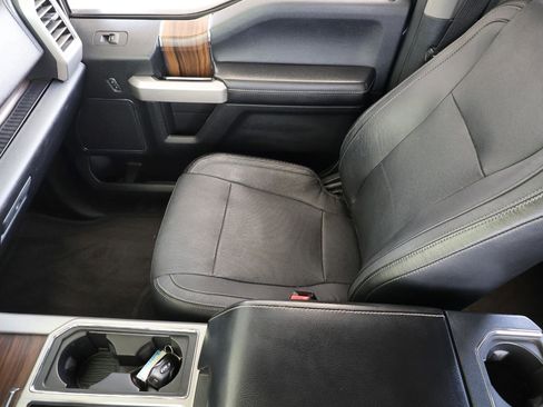 Used 2015 Ford F150 Lariat RWD image 19