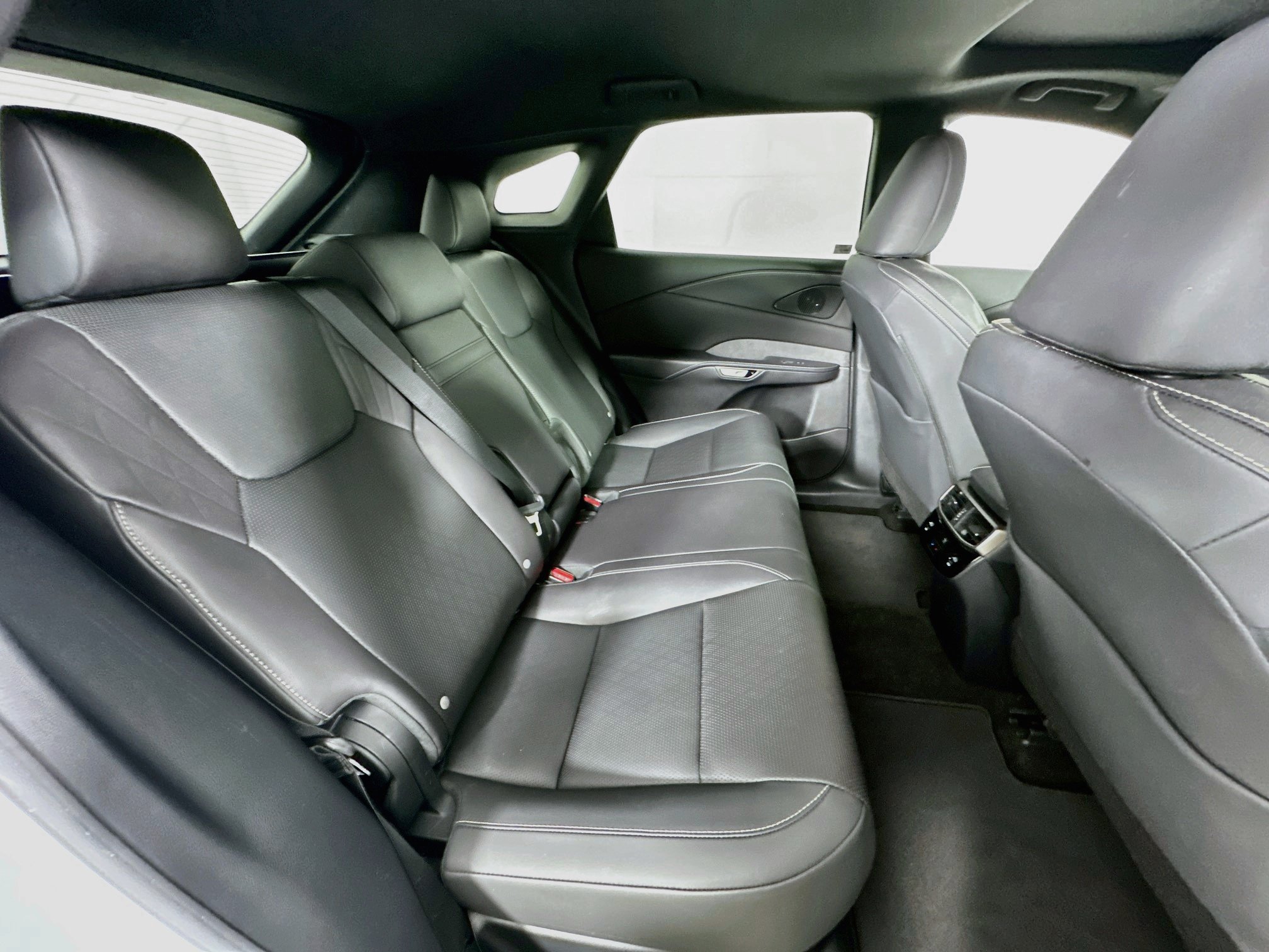 Used 2023 Lexus RX 350 Premium Plus w/ Cold Area Package FWD image 27