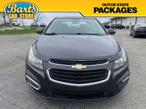 Used 2016 Chevrolet Cruze LT image 2