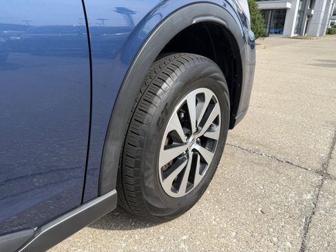 Used 2022 Subaru Outback Premium AWD/4WD image 23
