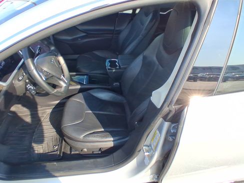 Used 2013 Tesla Model S RWD image 3
