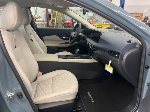 New 2026 Nissan Sentra SL w/ Floor Mat Package FWD image 36