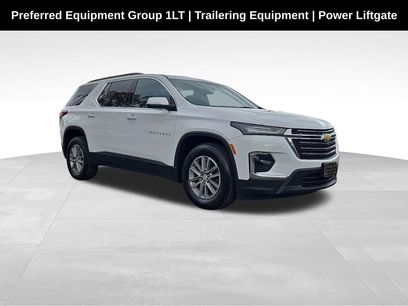 Used 2023 Chevrolet Traverse LT