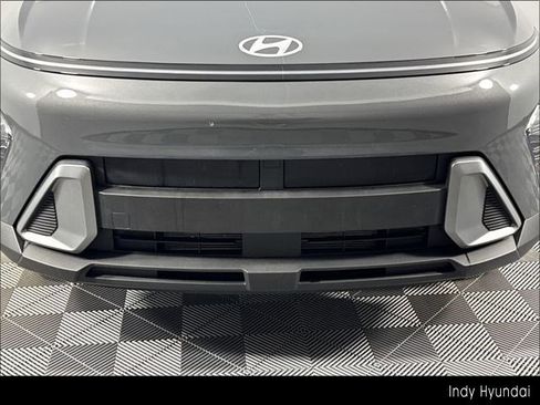 Certified 2025 Hyundai Kona SEL image 44