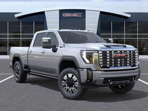New 2026 GMC Sierra 2500 Denali w/ Denali Reserve Package AWD/4WD image 7