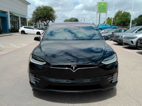 Used 2020 Tesla Model X AWD/4WD image 2