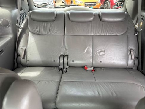 Used 2010 Toyota Sienna XLE Limited w/ XLE Limited Pkg 2 AWD/4WD image 19