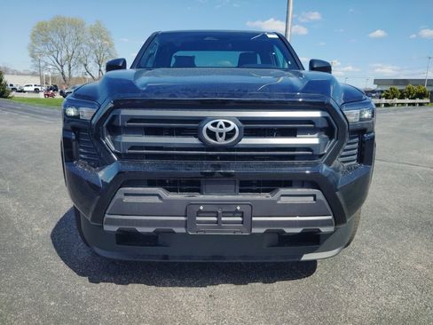 New 2026 Toyota Tacoma SR AWD/4WD image 11