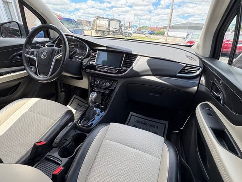 Used 2017 Buick Encore Preferred FWD image 17