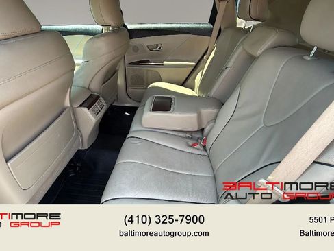 Used 2010 Toyota Venza FWD image 25