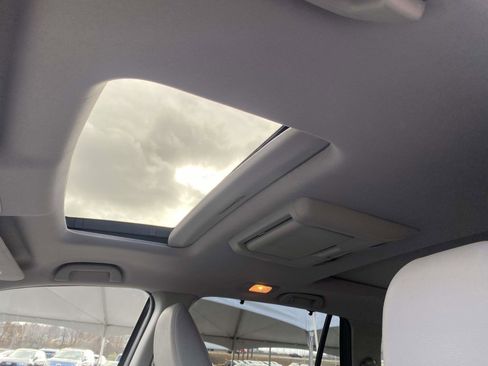 Used 2018 Honda Pilot Elite image 18