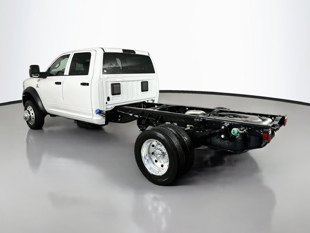 New 2027 RAM 4500 Tradesman w/ Chrome Appearance Group AWD/4WD image 5