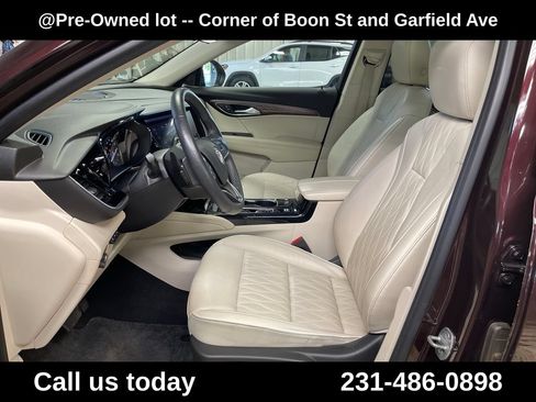 Used 2021 Buick Envision Avenir w/ Technology Package II AWD/4WD image 14