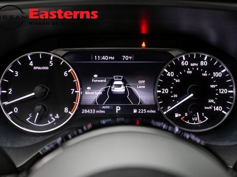 Used 2023 Nissan Rogue SV AWD/4WD image 17