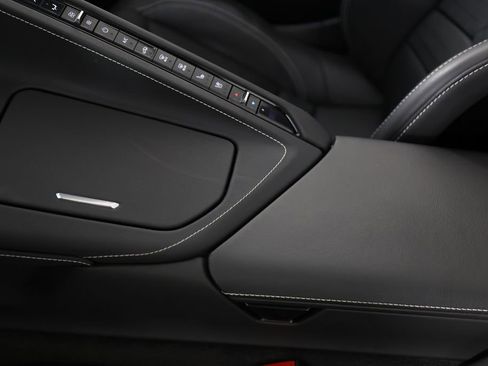 Used 2025 Chevrolet Corvette Z06 RWD image 37