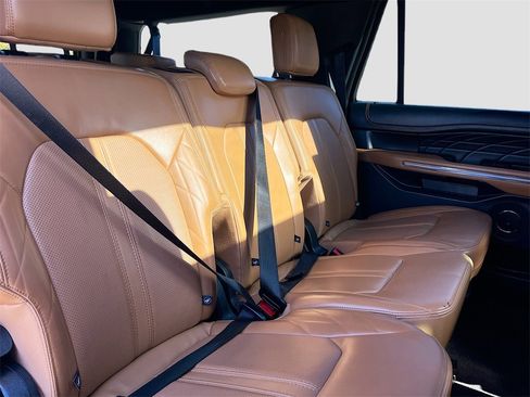 Used 2022 Ford Expedition Max Platinum image 31