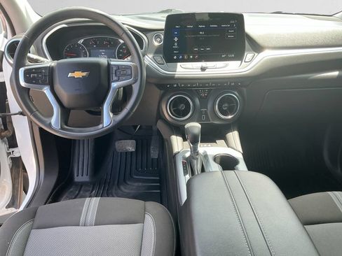 Used 2024 Chevrolet Blazer LT w/ Convenience Package FWD image 10