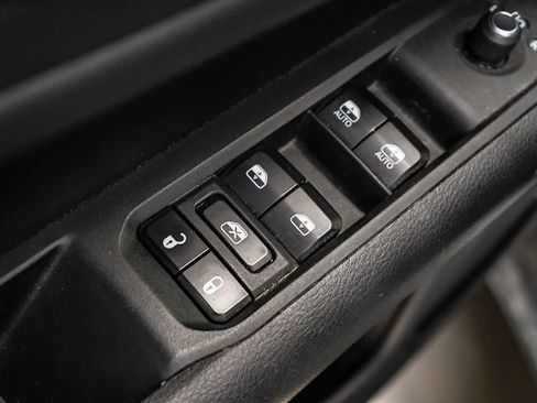 Used 2023 Jeep Compass Altitude image 19