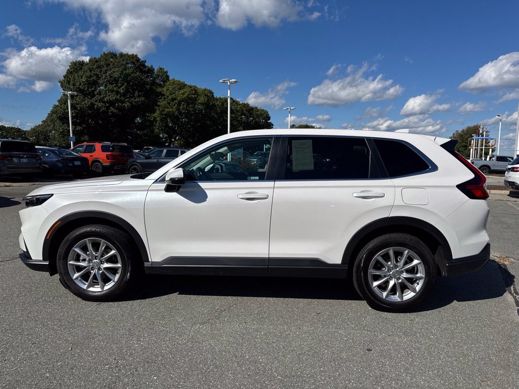 Used 2026 Honda CR-V EX image 2