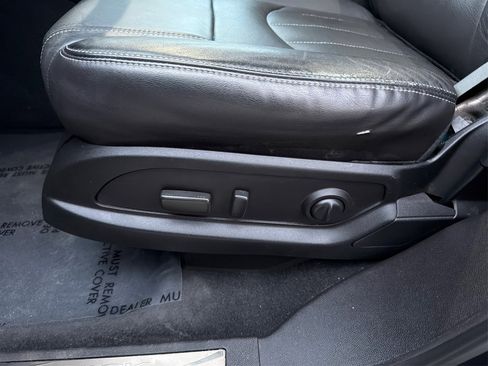 Used 2017 Buick Enclave Leather image 22