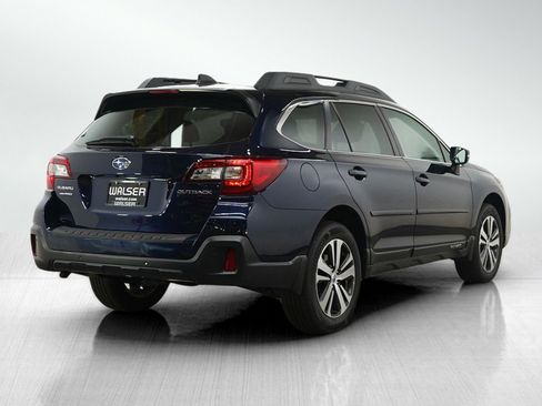 Used 2018 Subaru Outback 2.5i Limited AWD/4WD image 5