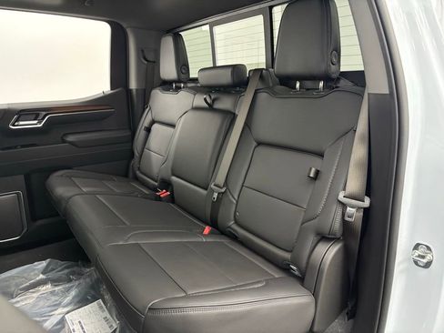 New 2026 GMC Sierra 1500 Denali w/ Denali Reserve Package image 43