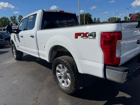 Used 2017 Ford F250 Lariat w/ Chrome Package AWD/4WD image 10