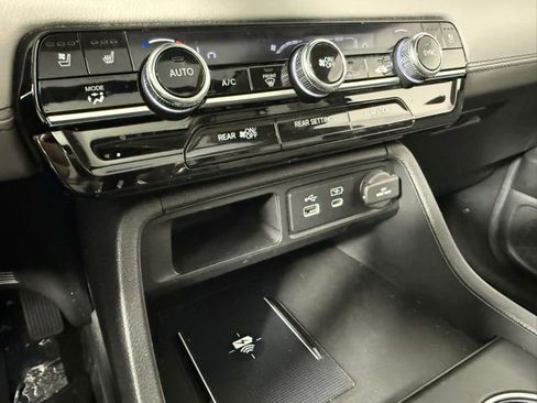 Used 2024 Honda Pilot Elite image 19