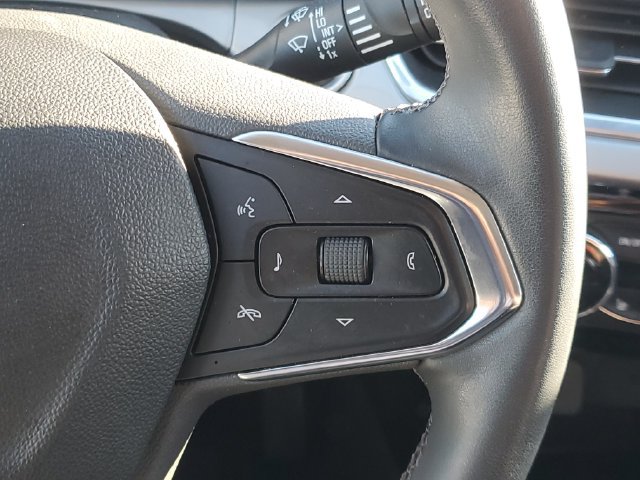 Certified 2024 Chevrolet Trax LT w/ Driver Confidence Package FWD image 22